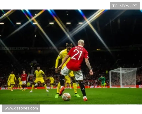 曼联宣布安东尼转会贝蒂斯2500万欧元 3年前身价差距引关注 曼联宣布安东尼转会贝蒂斯2500万欧元 3年前身价差距引关注